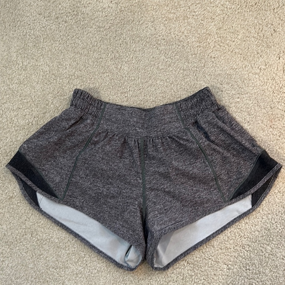 Lulu Lemon Hottie Hot short